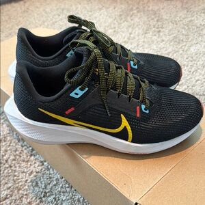 Nike Air Zoom Pegasus Sneaker